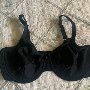 Black lace bra